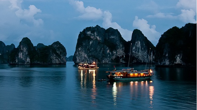 croisiere-de-baie-dhalong