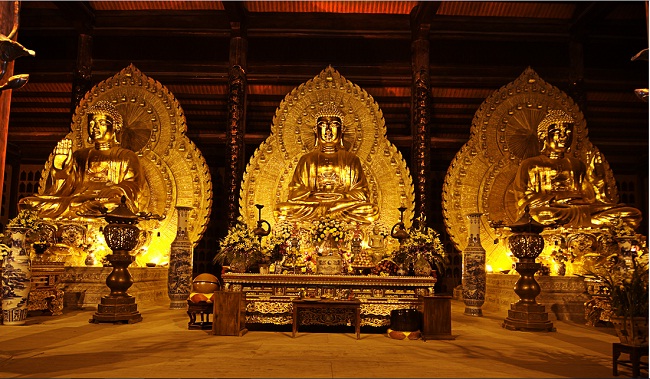 statue-du-bouddha-ninhbinh-vietnam