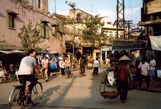 un-petit-coin-de-la-vie-quotidienne-hanoi