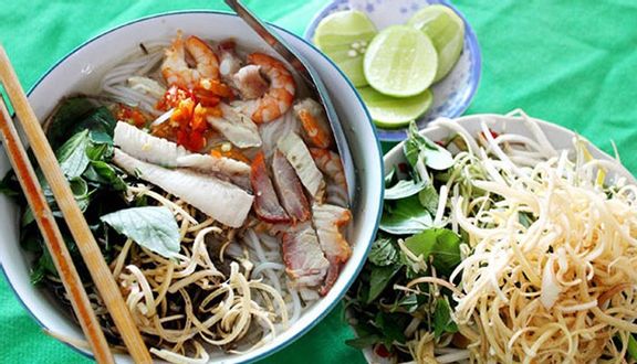 leo noodle um prato de solidariedade soc trang vietnam