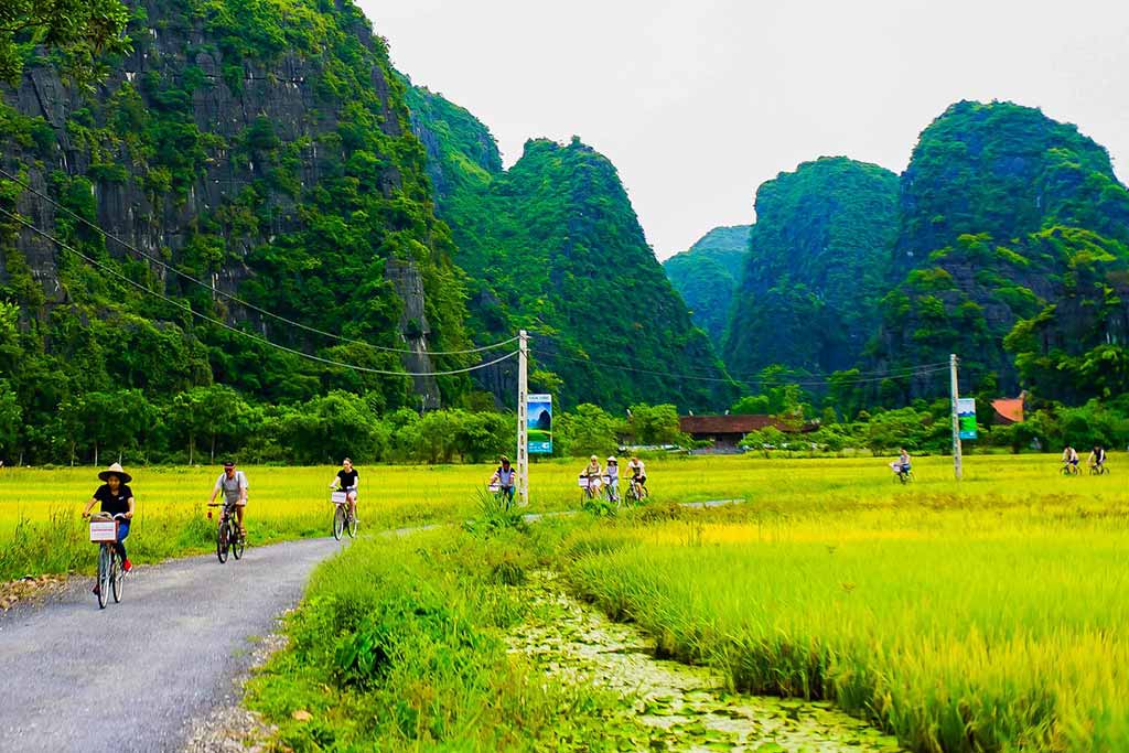 bicicleta em tam coc ninh binh vietnam viagem min