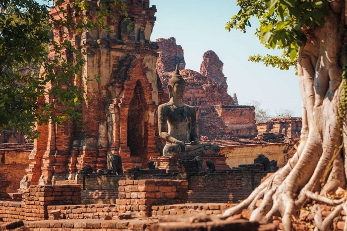 wat maha that ayutthaya thailand min