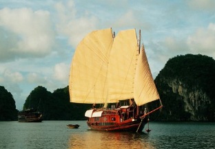 jonque-lagoon-explorer-halong