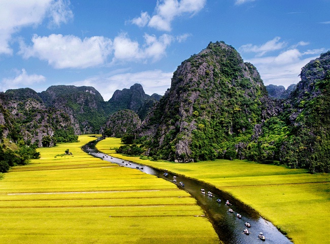 beaux-paysages-a-ninhbinh-vietnam