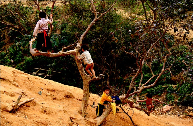 des-enfants-au-vietnam