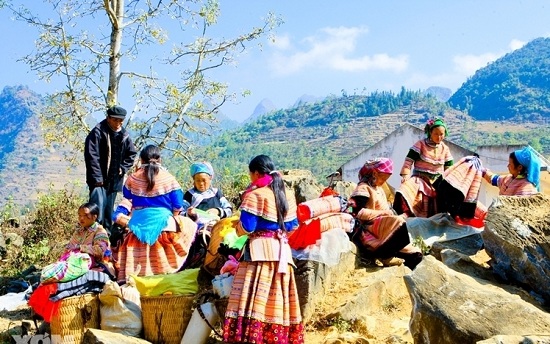 ethnie-mongs-fleury-sapa