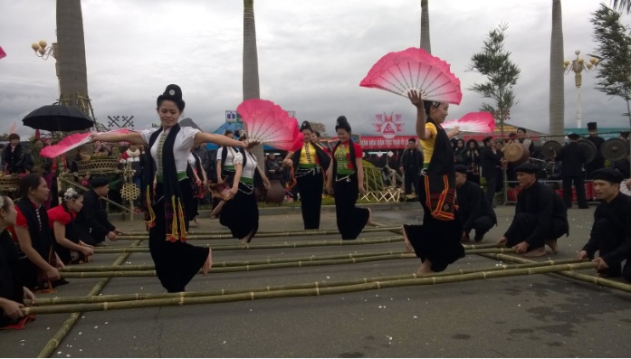 la-dance-des-thais-noirs