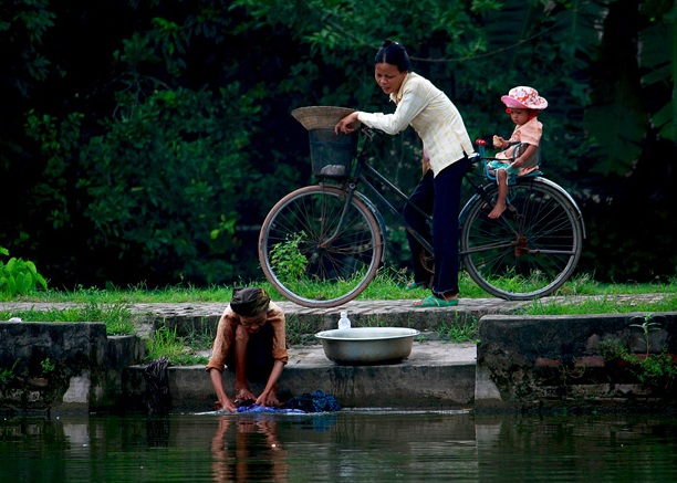 la-vie-a-bord-du-fleuve-rouge