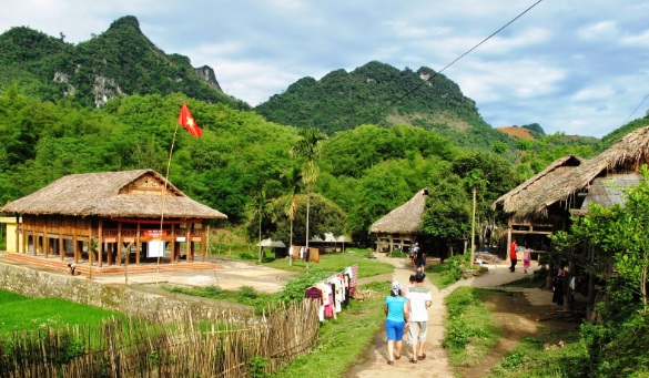 village-de-mai-chau-vietnam