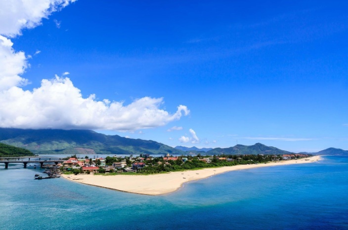 vue-du-col-des-nuages-vietnam