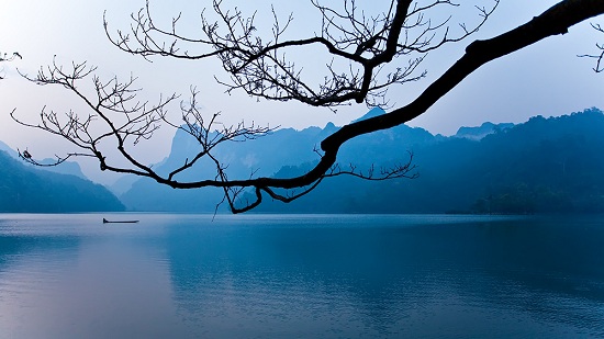 magnifique-lac-de-ba-be-nord-vietnam