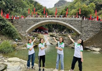 inauguracion del puente en cao bang