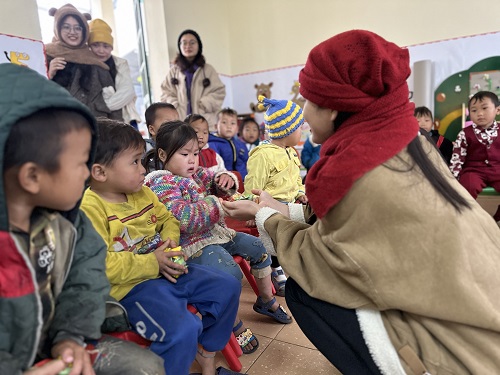 ajuda humanitaria em lao cai 5