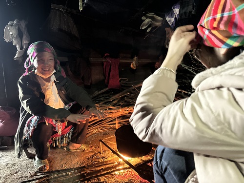 ajuda humanitaria em lao cai 6